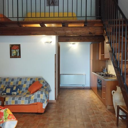 Agriturismo Le Cascine 卡斯泰尔迪托拉 外观 照片