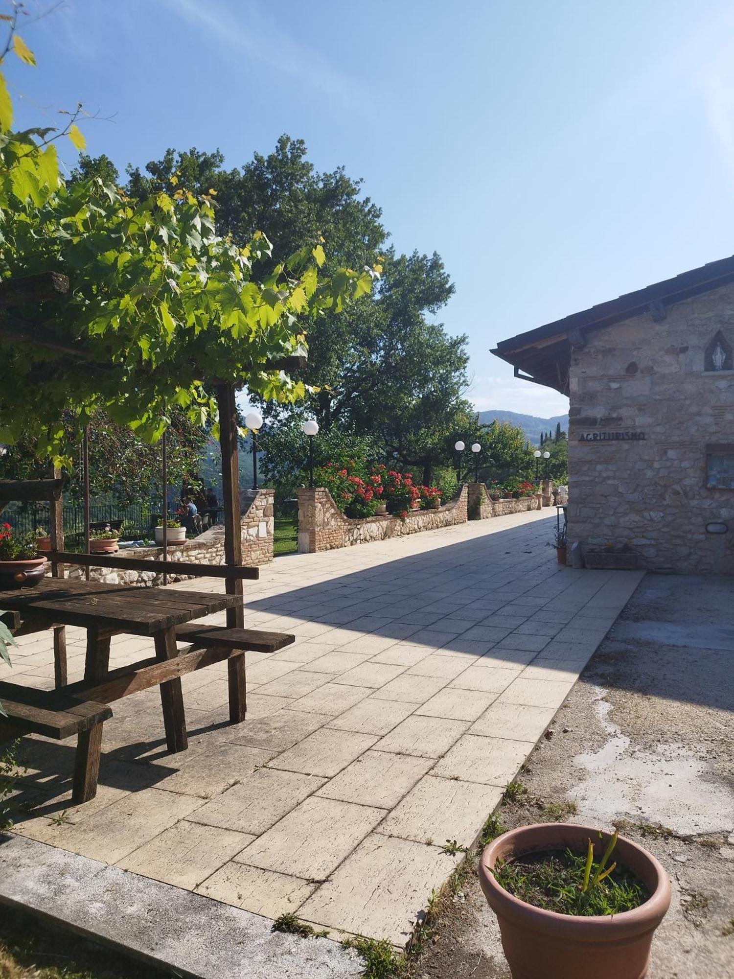 Agriturismo Le Cascine 卡斯泰尔迪托拉 外观 照片
